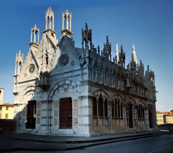 CHIESA DELLA SPINA - LE TANTE BELLEZZE di PISA.....