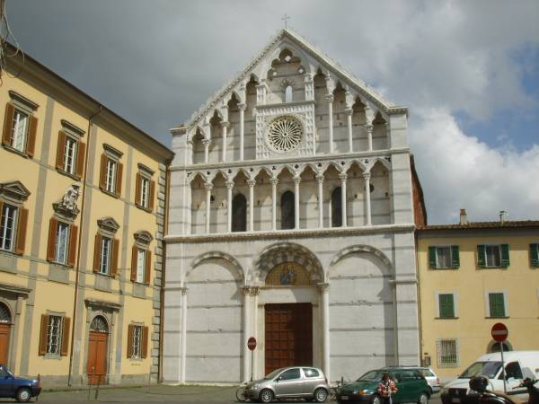 CHIESA SANTA CATERINA - LE TANTE BELLEZZE di PISA.....