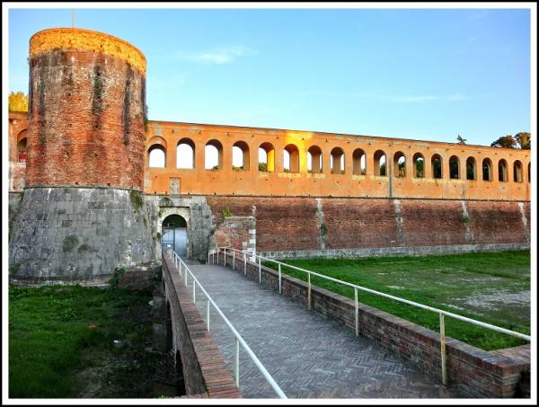 GIARDINO SCOTTO - LE TANTE BELLEZZE di PISA.....