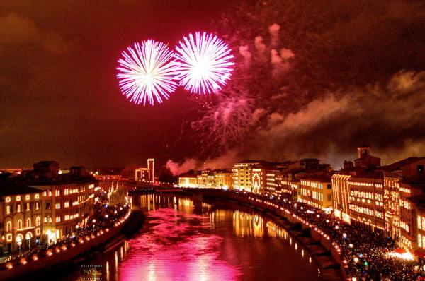 LUNGARNI - LUMINARA DI S.RANIERI - LE TANTE BELLEZZE di PISA.....